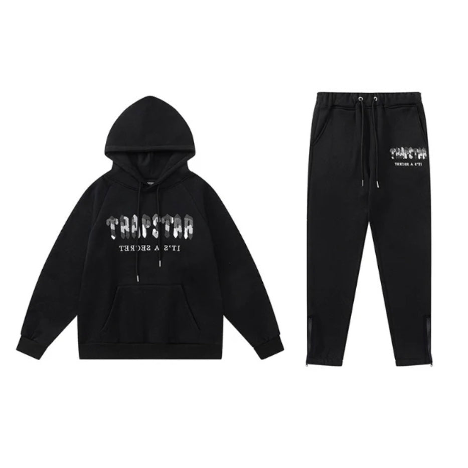 TS - TRACKSUIT